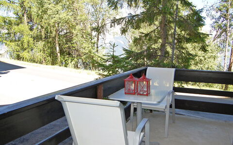 Nendaz 160: Eigendom, Kamer, Boom, Huis, Onroerend Goed, Dak, Architectuur, Meubilair, Tafel, Huis