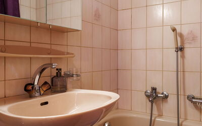 Accommodatie:&nbsp;Ambassador 1 6 831.7