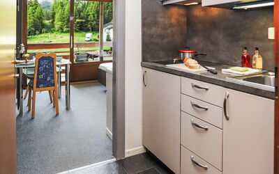 Rosablanche B22 100.23: Cabinetry, Meubilair, Toestel Van De Keuken, Hout, Fabriek, Gebouw, Interieur Ontwerp, Keuken, Verdieping, Lade