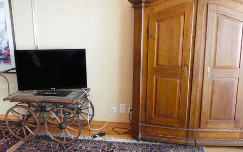 St. Martin: Meubilair, Kamer, Eigendom, Kast, Verdieping, Beits, Deur, Garderobe, Huis, Hout