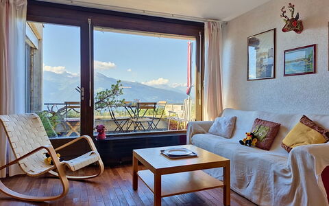 Accommodatie:&nbsp;Jeanne D'Arc Apt. A-13 180.19