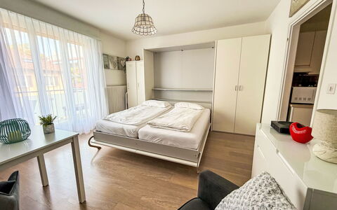 Ascona 100: Meubilair, Interieur Ontwerp, Bed, Verdieping, Slaapkamer, Hout, Flooring, Kamer, Textiel, Verlichting