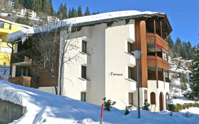 Flims 200: Gebouw, Dag, Appartement, Stad, Woongebied, Buurt, Condominium, Stedelijk Ontwerp, Gemengd Gebruik