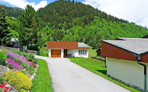 Peisel: Eigendom, Huis, Onroerend Goed, Huis, Gebouw, Verblijf, Dak, Landelijk Gebied, Alpen, Bergketen