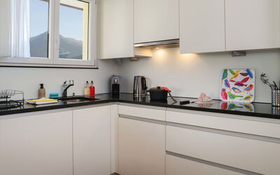Accommodatie:&nbsp;Attika Wohnung Allod Park Haus C 807 330.36