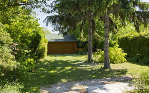 Blanca: Meubilair, Zee, Stoel, Schaduw, Balkon, Buitenmeubels, Eco Hotel, Kust, Dek, Beits