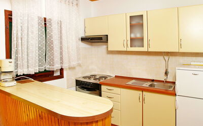 Accommodatie:&nbsp;Šarenko 800.2