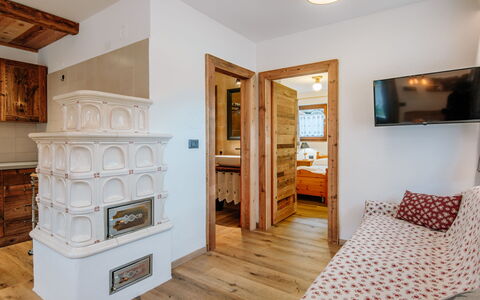 Storie di Montagna: Eigendom, Hout, Architectuur, Interieur Ontwerp, Gebouw, Deur, Comfort, Huis, Flooring, Verdieping