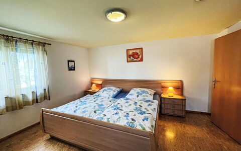 Bless: Flooring, Verdieping, Plafond, Interieur Ontwerp, Countertop, Keuken, Cabinetry, Kamer, Major Appliance, Lichte Inrichting