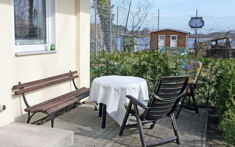 Goetheallee: Eigendom, Meubilair, Tafel, Onroerend Goed, Huis, Woongebied, Kamer, Huis, Stoel, Patio