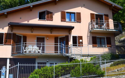 Brezzo Di Bedero 200