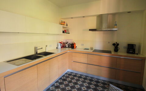Residenza del Pascià: Eigendom, Kamer, Meubilair, Keuken, Interieur Ontwerp, Verdieping, Gebouw, Cabinetry, Tegel, Countertop