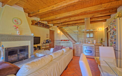 Villa Margherita: Kamer, Eigendom, Meubilair, Gebouw, Interieur Ontwerp, Onroerend Goed, Plafond, Huis, Woonkamer, Huis