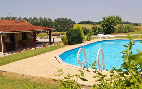 La Grangette: Zwembad, Eigendom, Huis, Onroerend Goed, Toevlucht, Gebouw, Vakantie, Vrije Tijd, Villa, Land Lot
