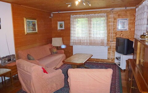 Verena: Kamer, Meubilair, Eigendom, Gebouw, Interieur Ontwerp, Plafond, Cabine, Huis, Verdieping, Hardwood
