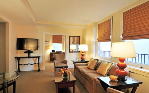 Accommodatie:&nbsp;Manhattan Residence 100.25
