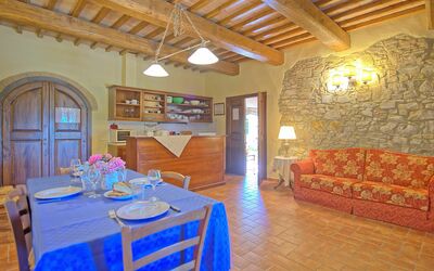 San Donato 2: Kamer, Eigendom, Gebouw, Interieur Ontwerp, Meubilair, Onroerend Goed, Huis, Plafond, Landgoed, Verdieping