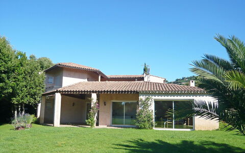 Cassou: Eigendom, Huis, Huis, Gebouw, Onroerend Goed, Woongebied, Landgoed, Villa, Dak, Land Lot
