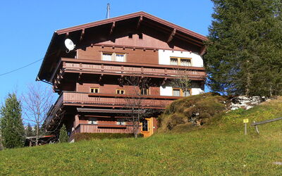 Tux Holiday Home