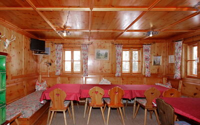 Tux Holiday Home