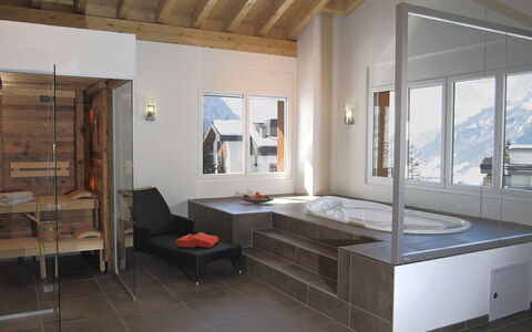 Leukerbad 190: Kamer, Meubilair, Eigendom, Gebouw, Interieur Ontwerp, Bed, Plafond, Huis, Verdieping, Muur