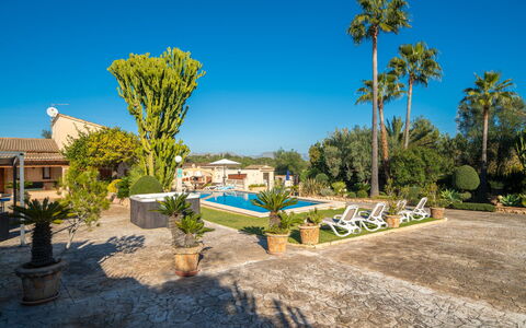 Ca Na Guerrera: Toevlucht, Landscaping, Hacienda, Landgoed, Zwembad, Eco Hotel, Schaduw, Villa, Hotel