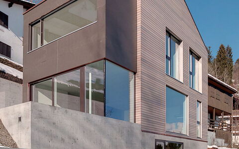 Melina: Huis, Eigendom, Gebouw, Architectuur, Huis, Woongebied, Facade, Onroerend Goed, Muur, Siding