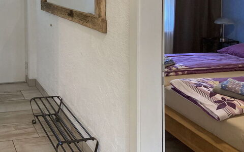 Collina Verde B: Gebouw, Azure, Hout, Huis, Verdieping, Cabinetry, Verf, Flooring, Onroerend Goed