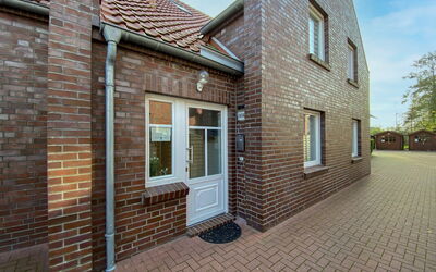 Norddeich 120: Eigendom, Venster, Lucht, Hout, Metselwerk, Weg Oppervlak, Steen, Gebouw, Buurt