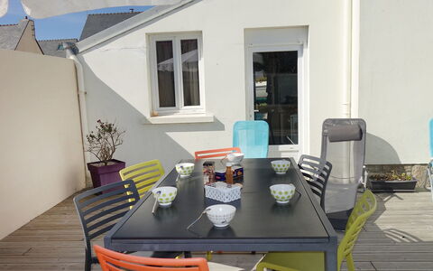 Sables Blancs: Eigendom, Kamer, Balkon, Huis, Meubilair, Tafel, Gebouw, Huis, Interieur Ontwerp, Onroerend Goed
