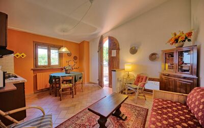 Belvedere: Kamer, Eigendom, Gebouw, Interieur Ontwerp, Meubilair, Huis, Onroerend Goed, Woonkamer, Tafel, Verdieping