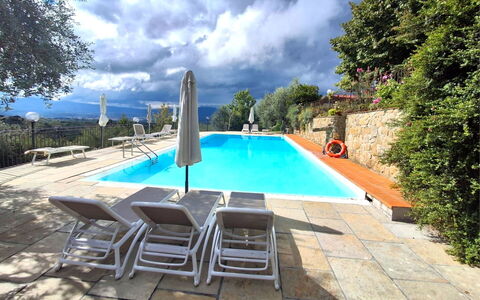 La Greppia: Zwembad, Toevlucht, Buitenmeubels, Eco Hotel, Badplaats, Hotel, Hacienda, Villa, Ligstoel, Thermae