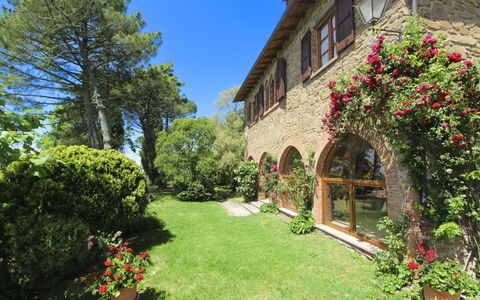 Villa Verniana: Struik, Tuin, Huis, Landgoed, Verblijf, Hacienda, Landscaping, Werf, Steen
