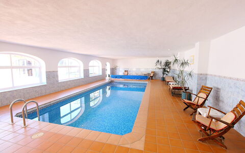 Casa Gran Sorolla: Zwembad, Eigendom, Gebouw, Kamer, Interieur Ontwerp, Verdieping, Huis, Onroerend Goed, Meubilair, Architectuur