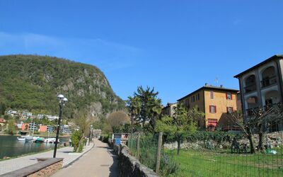 Lungolago - Lavena Ponte Tresa, Lombardije, Italië