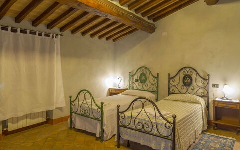 Casa la Primula: Meubilair, Interieur Ontwerp, Slaapkamer, Bed, Flooring, Plafond, Verdieping, Kamer, Bed Frame, Bedding