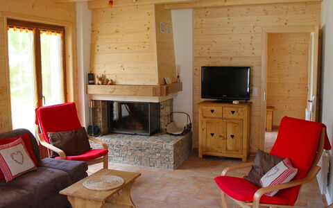 Elorian: Kamer, Woonkamer, Meubilair, Eigendom, Interieur Ontwerp, Gebouw, Huis, Haard, Tafel, Onroerend Goed