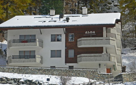 Alba: Eigendom, Huis, Sneeuw, Winter, Huis, Dak, Gebouw, Onroerend Goed, Architectuur, Verblijf