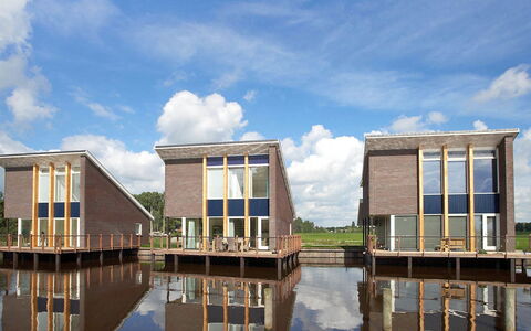 Krekt Oer 'T Wetter: Reflectie, Waterweg, Architectuur, Lucht, Water, Eigendom, Huis, Gebouw, Reflecting Pool, Kanaal