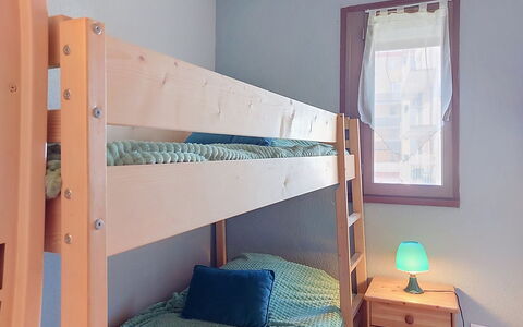Le Méditerranée: Bed, Slaapkamer, Stapelbed, Meubilair, Hout, Bedding, Laken, Interieur Ontwerp, Textiel, Verdieping