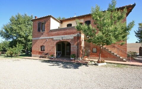 Pienza: Eigendom, Huis, Gebouw, Onroerend Goed, Huis, Villa, Landelijk Gebied, Landgoed, Architectuur, Land Lot