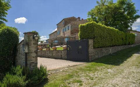 Villa Giare: Tuin, Landgoed, Landscaping, Villa, Backyard