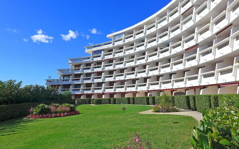 Jardins D'Ulysse Ii: Eigendom, Gebouw, Architectuur, Condominium, Appartement, Woongebied, Onroerend Goed, Gemengd Gebruik, Grootstedelijk Gebied, Huis