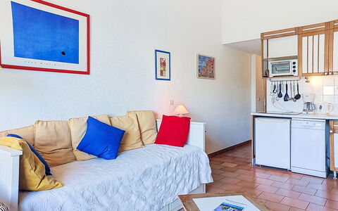 L'Annonciade: Meubilair, Interieur Ontwerp, Appartement, Flooring, Verdieping, Huis, Stoel, Bankstel, Kamer, Woonkamer