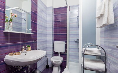Accommodatie:&nbsp;Tea 100.3