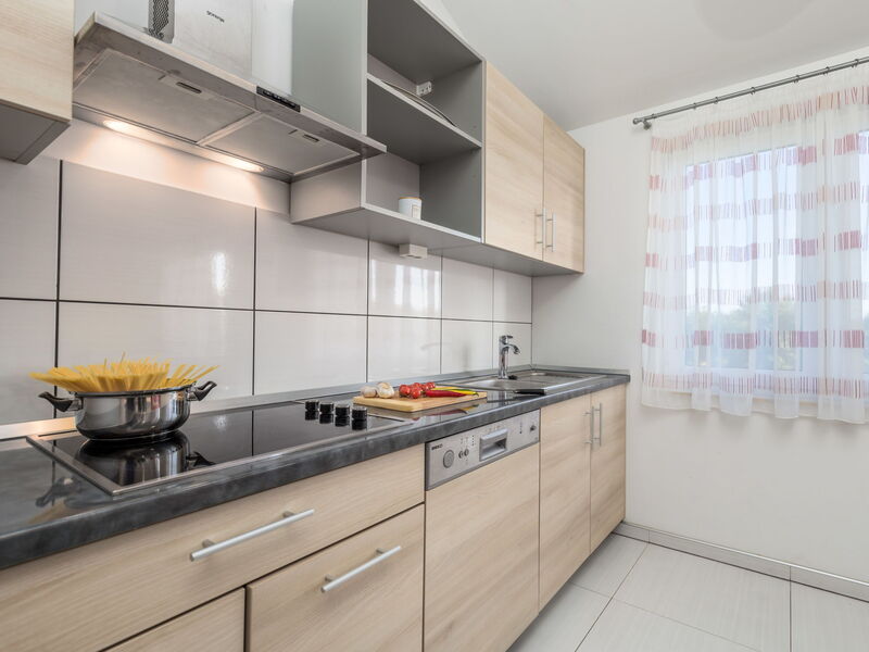 Accommodatie:&nbsp;Romana 101.2