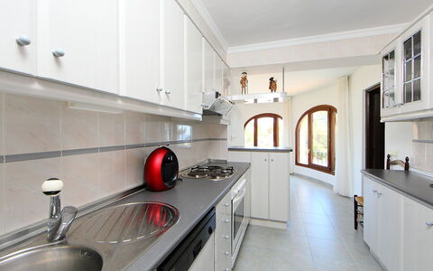 Balcon al Mar: Eigendom, Kamer, Interieur Ontwerp, Countertop, Gebouw, Verdieping, Keuken, Meubilair, Plafond, Huis
