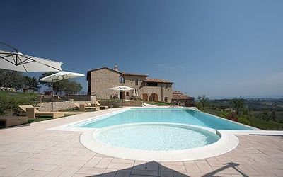 Borgo Tollena - San Gimignano, Toscane, Italië - Signorina Vittoria