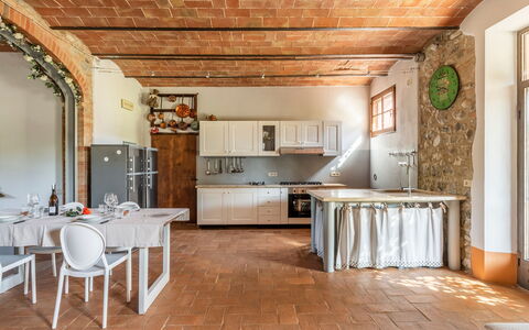 Villa Castiglione: Meubilair, Interieur Ontwerp, Flooring, Muur, Hout, Verdieping, Plafond, Keuken, Verlichting, Kamer