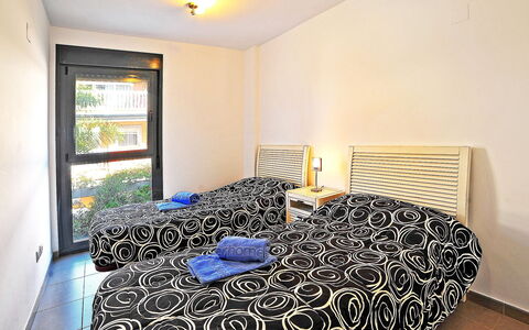 Isleta Marina: Slaapkamer, Kamer, Meubilair, Eigendom, Bed, Laken, Bed Frame, Interieur Ontwerp, Bedding, Onroerend Goed